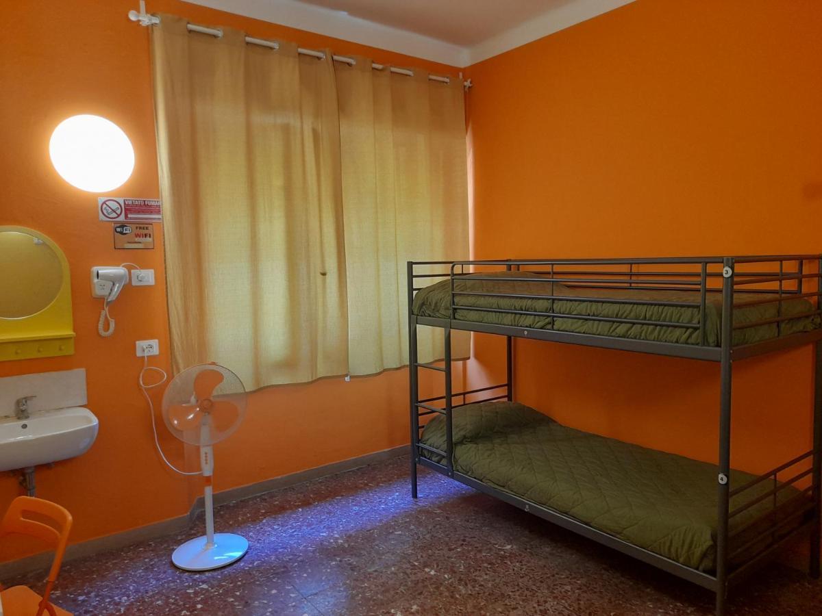 Pisa Train Station Hostel المظهر الخارجي الصورة