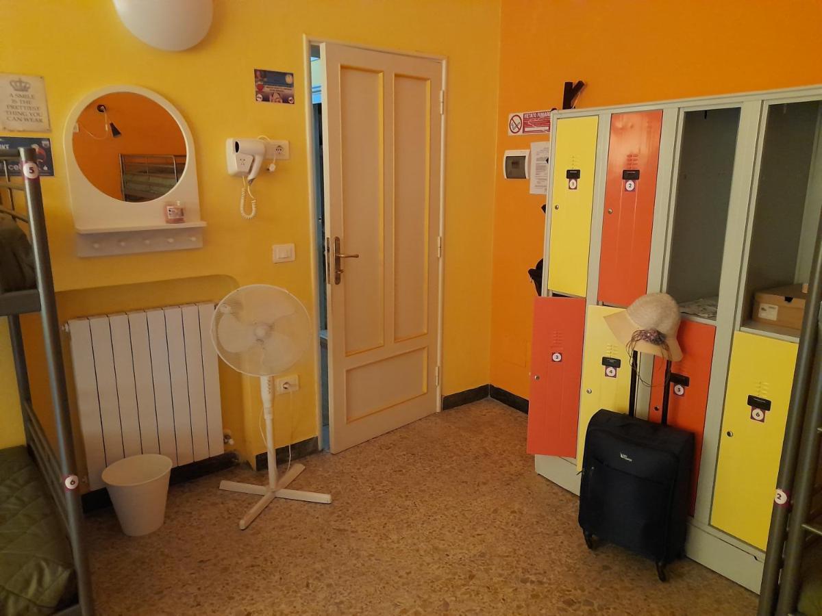 Pisa Train Station Hostel المظهر الخارجي الصورة