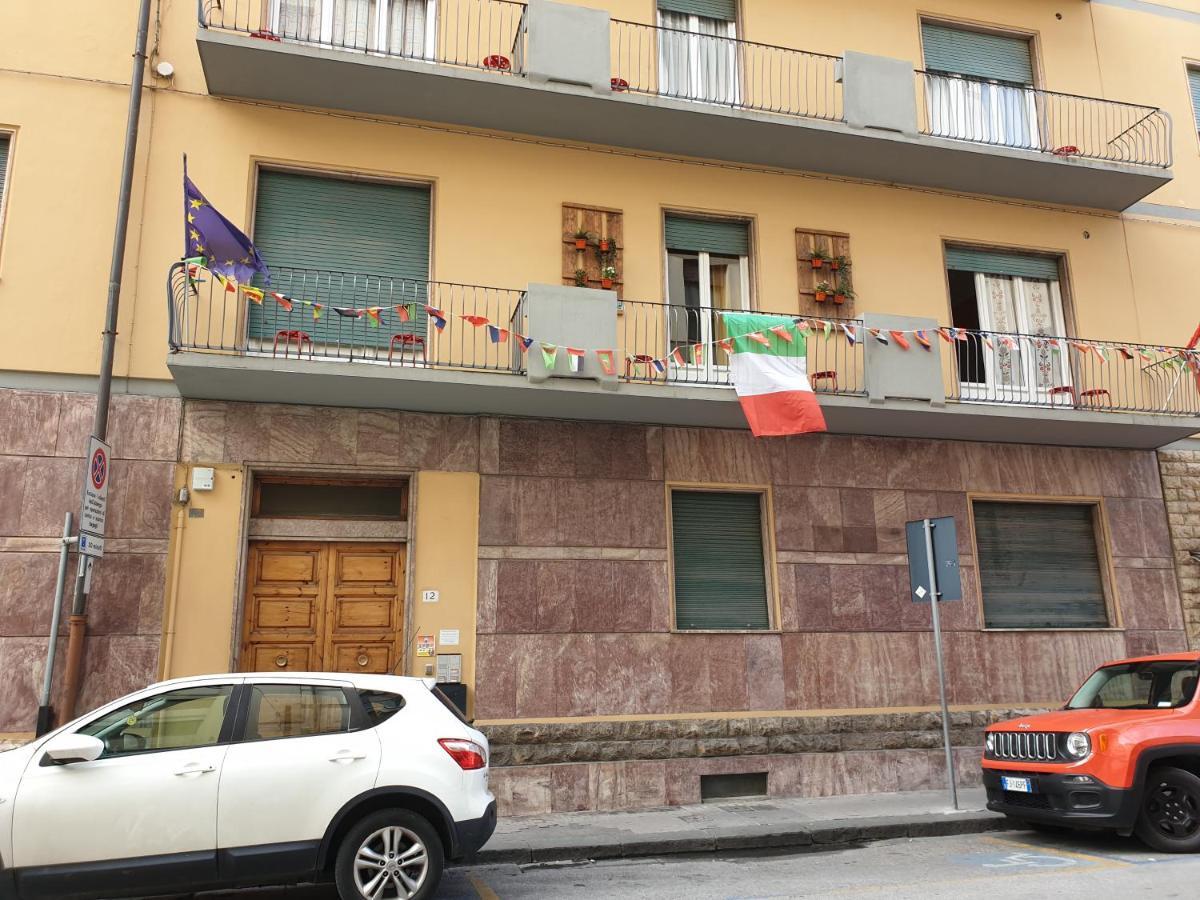 Pisa Train Station Hostel المظهر الخارجي الصورة