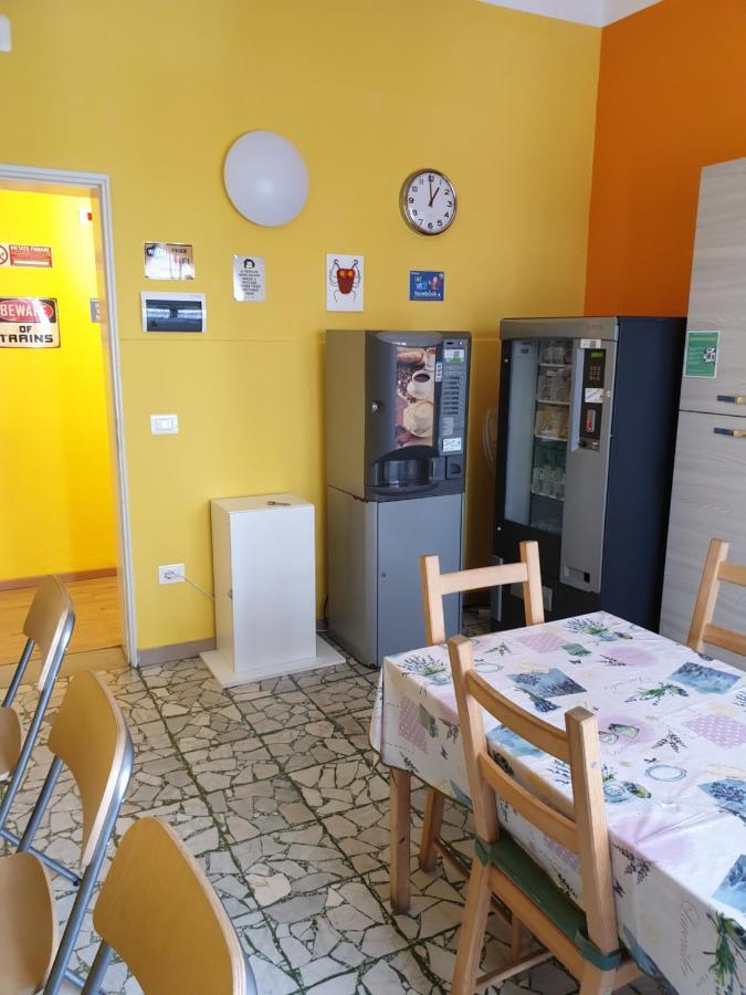Pisa Train Station Hostel المظهر الخارجي الصورة